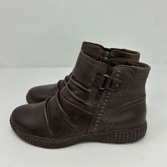 Clarks Caroline Orchid Chocolate Brown Leather Flat Ankle Boots Size 9.5 Wide - Picture 6 of 11